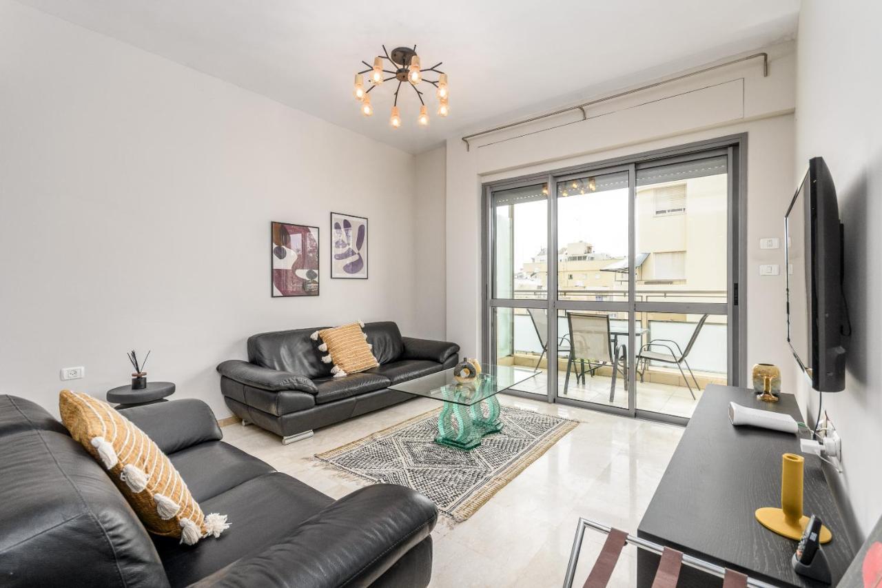 Great Vibes By Sea U Tlv Apartment